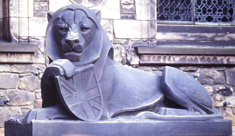 Lion at the Scottish War Memorial, by sculptor Phyllis Bone